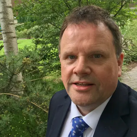 Prof Derek Connelly
